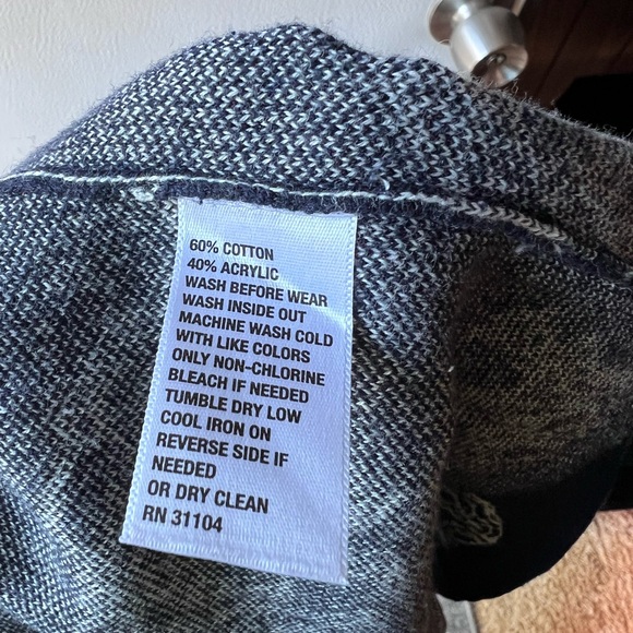 Crown & Ivy Navy Blue Elephant Pattern One Button Open Front Cardigan Size Large - Picture 3 of 13